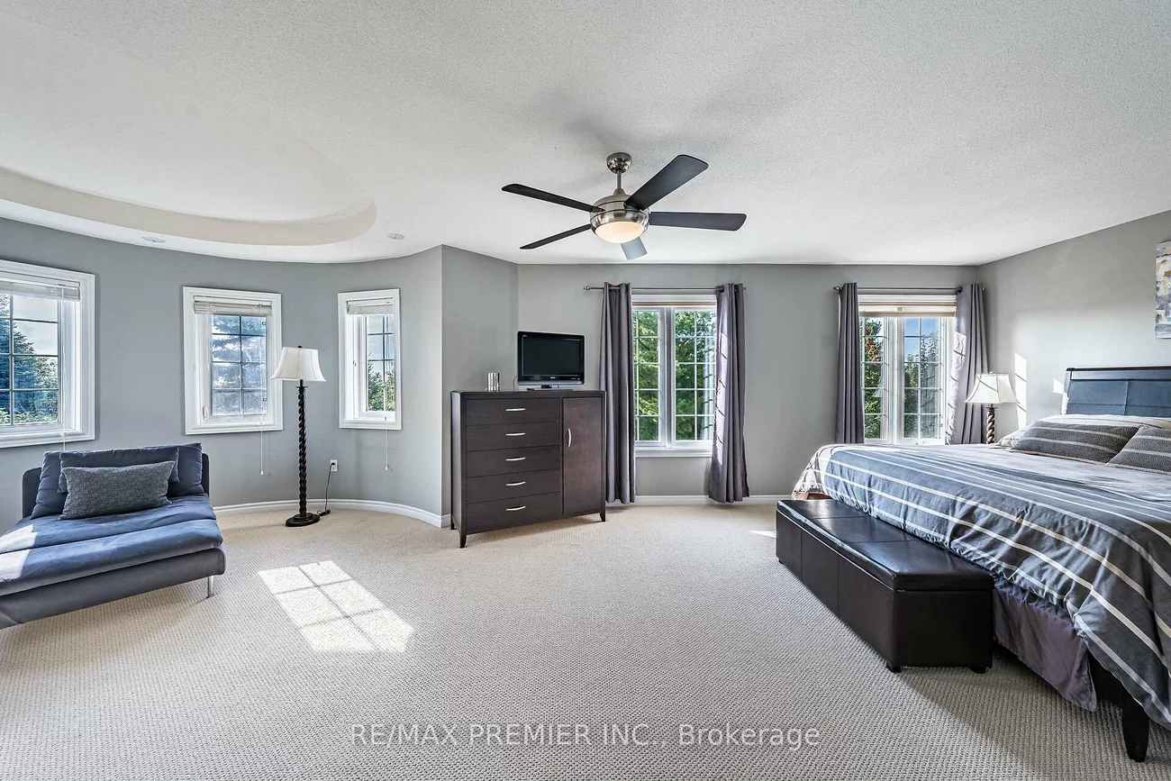 56, Wicker, Jefferson, Richmond Hill
