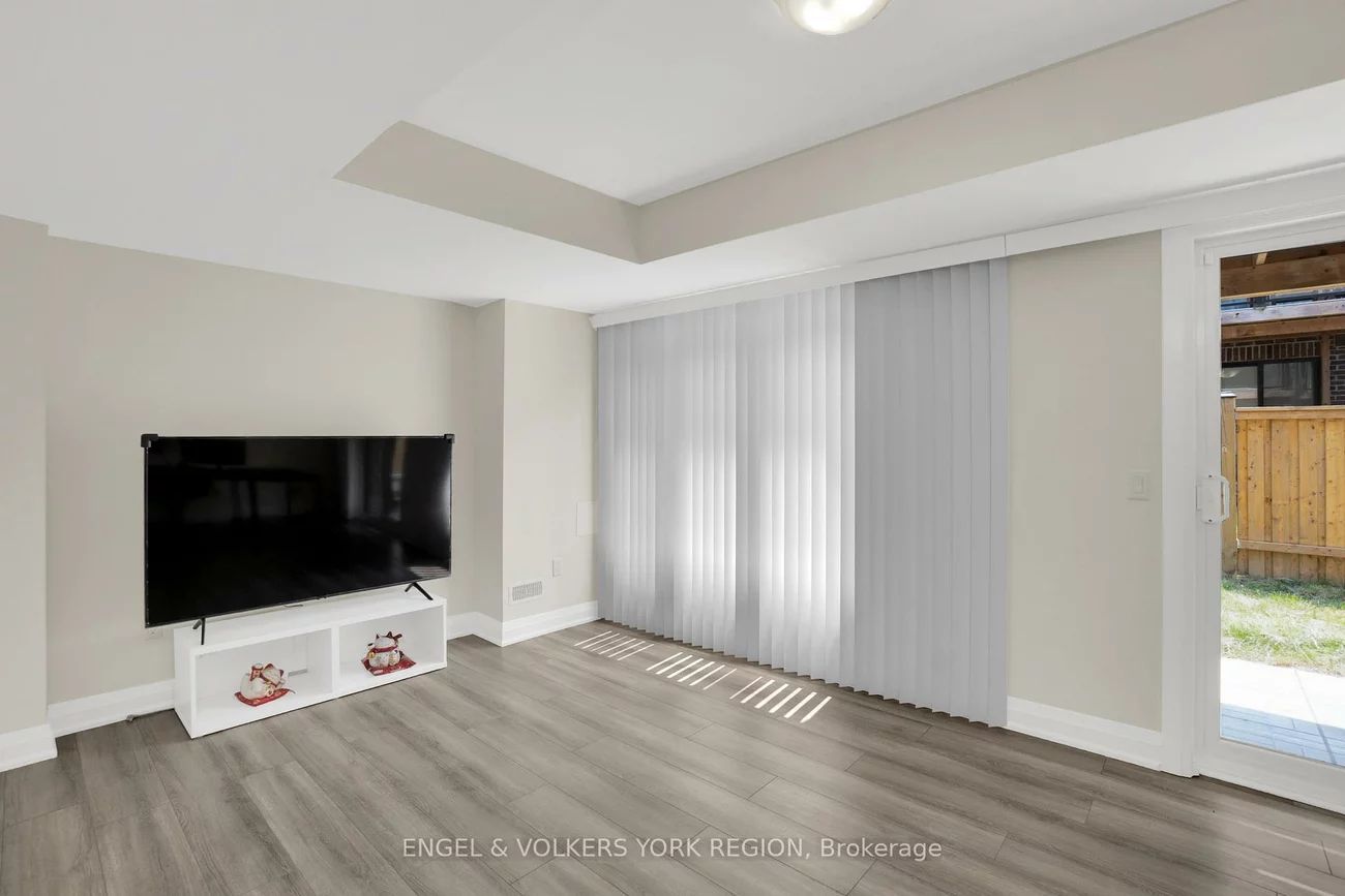 29, Nardini, South Richvale, Richmond Hill