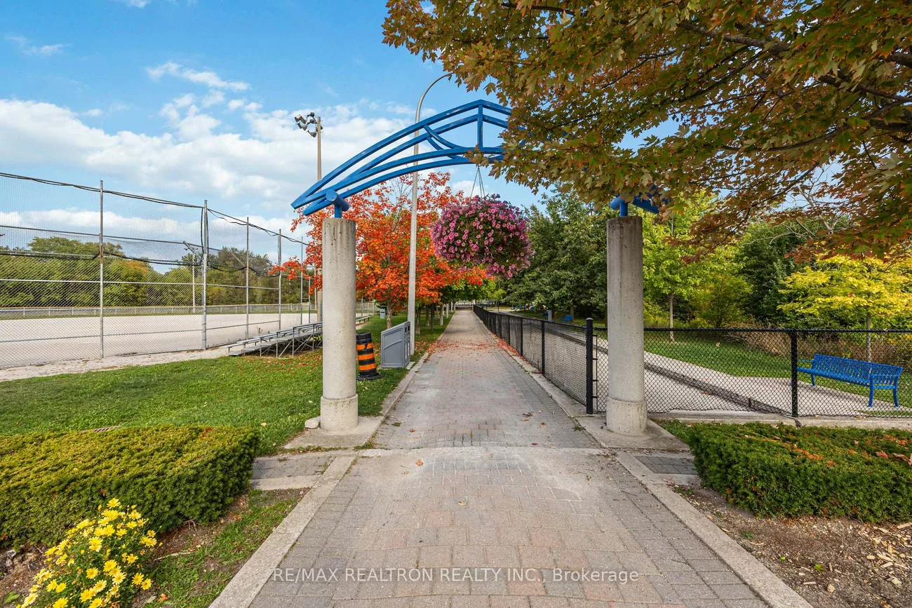 21, Hacienda, Oak Ridges Lake Wilcox, Richmond Hill