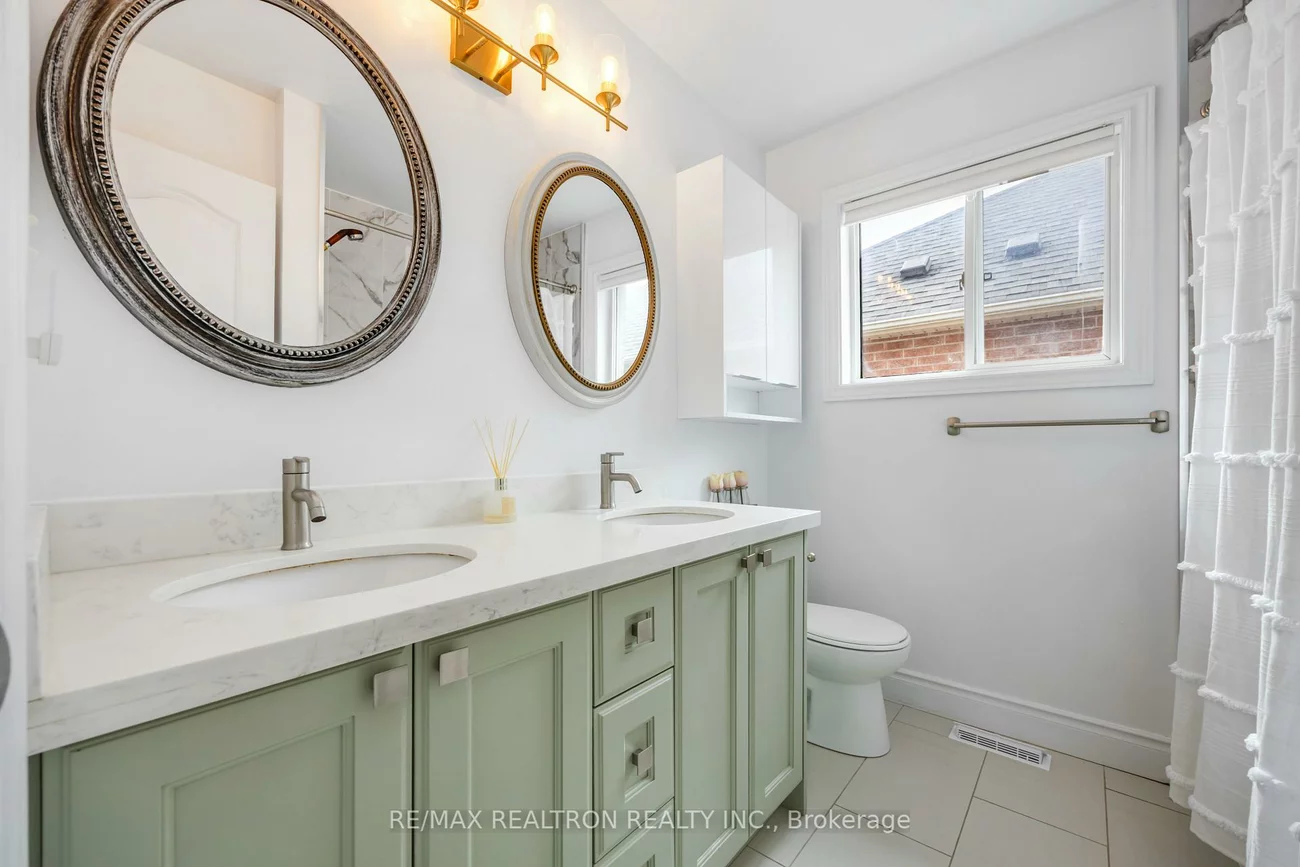 21, Hacienda, Oak Ridges Lake Wilcox, Richmond Hill