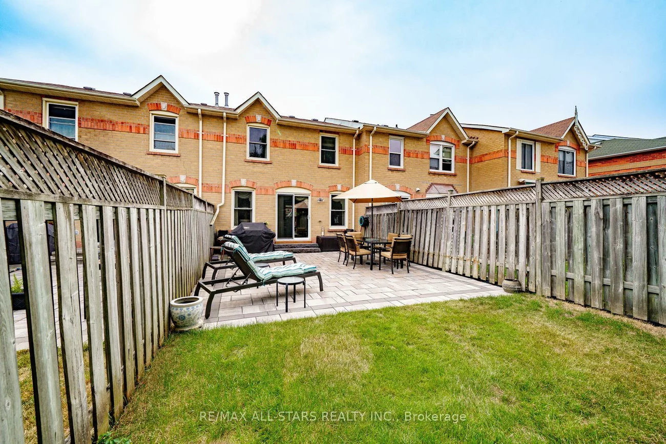 9, Steepleview, North Richvale, Richmond Hill
