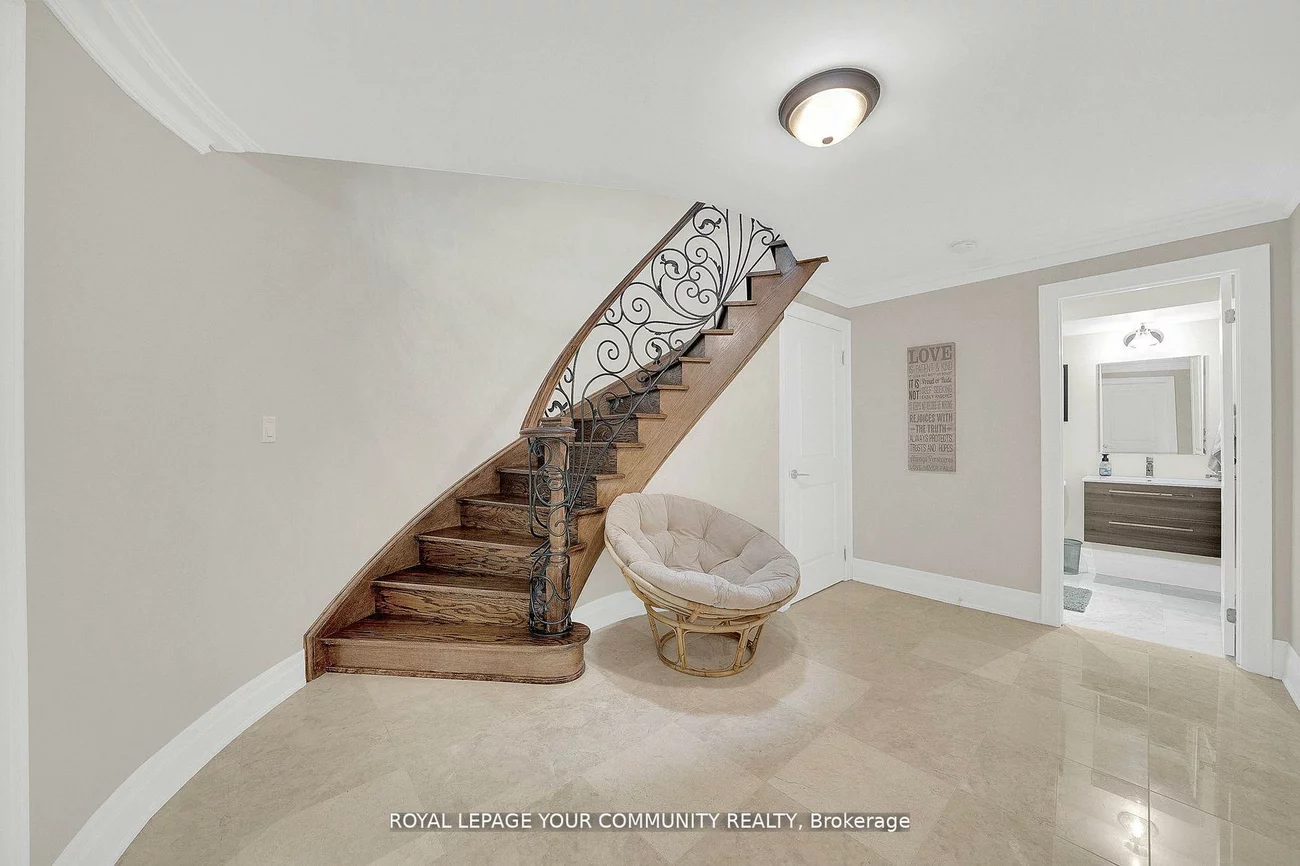 76, Elm Grove, Oak Ridges, Richmond Hill