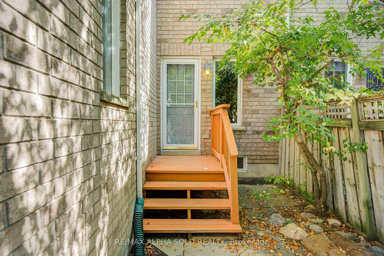 8, Forestwood, Rouge Woods, Richmond Hill