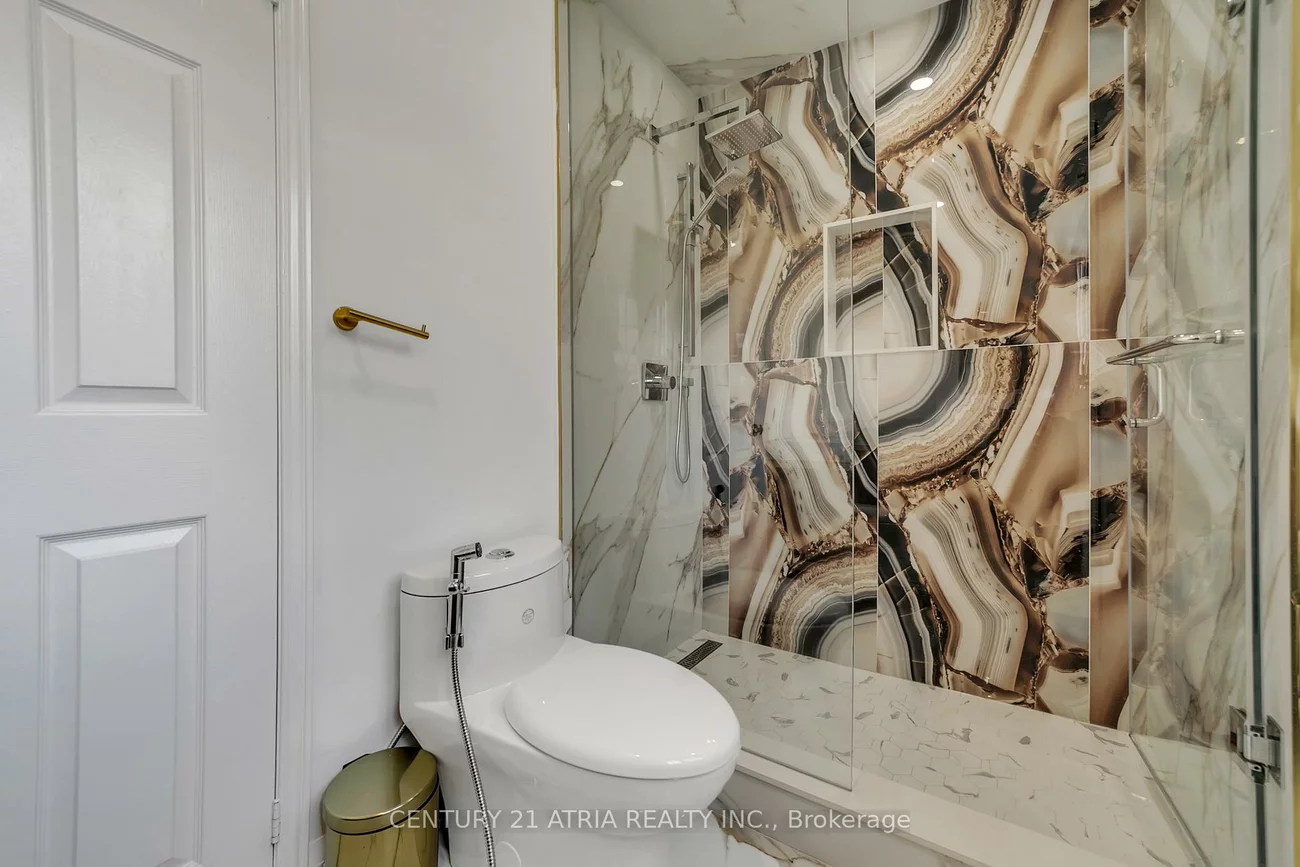 65, Worthington, Oak Ridges Lake Wilcox, Richmond Hill