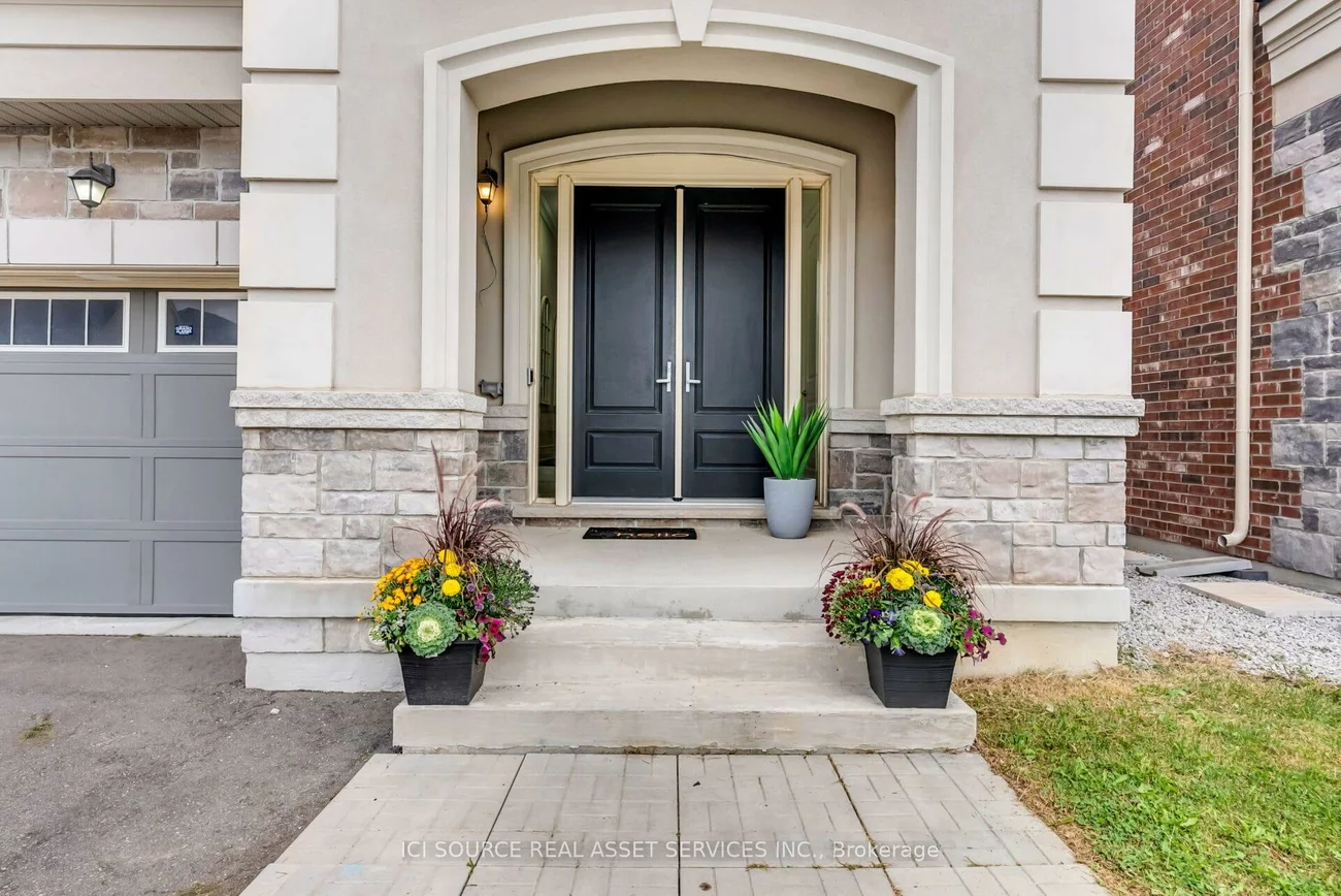 79, Menotti, Oak Ridges, Richmond Hill