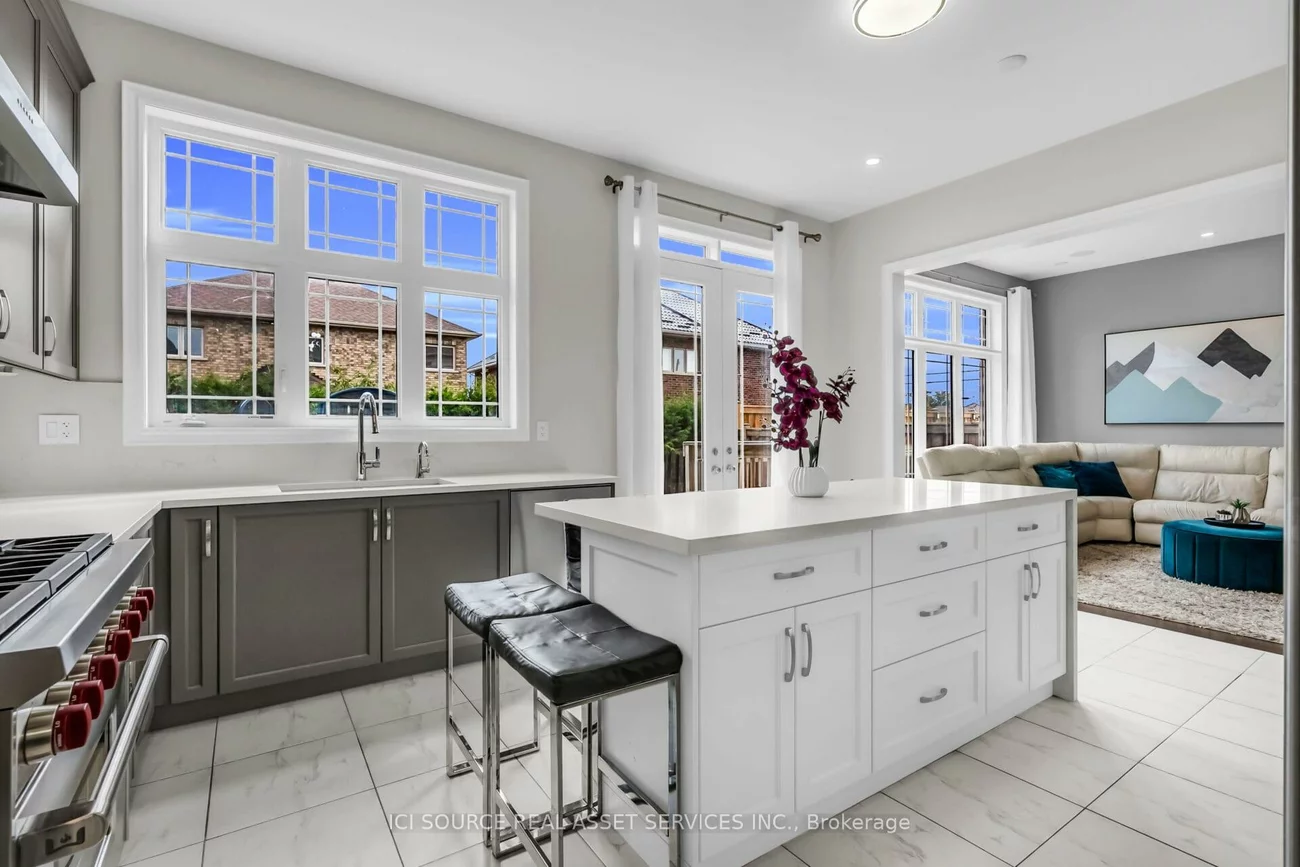 79, Menotti, Oak Ridges, Richmond Hill