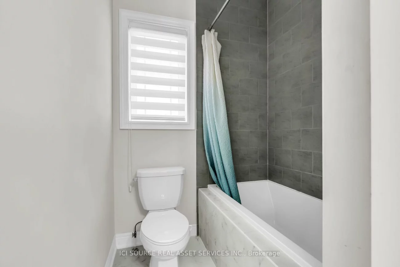 79, Menotti, Oak Ridges, Richmond Hill