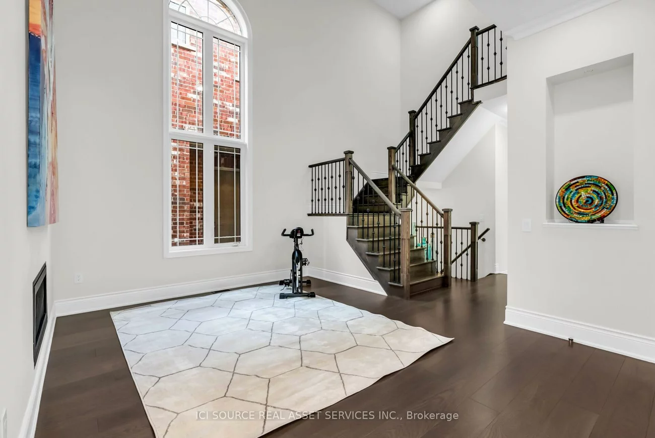 79, Menotti, Oak Ridges, Richmond Hill