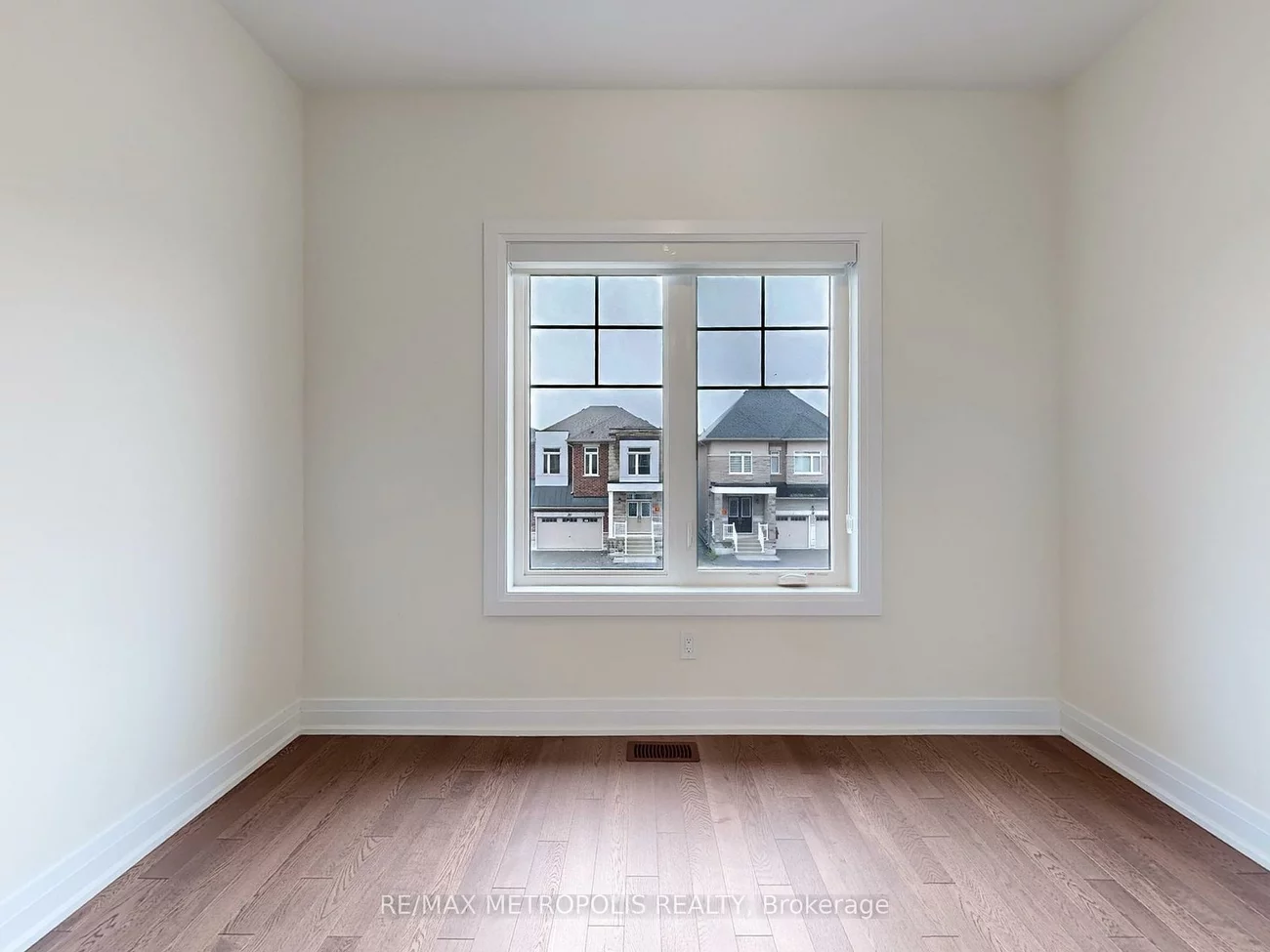 21, La Reine, Oak Ridges, Richmond Hill