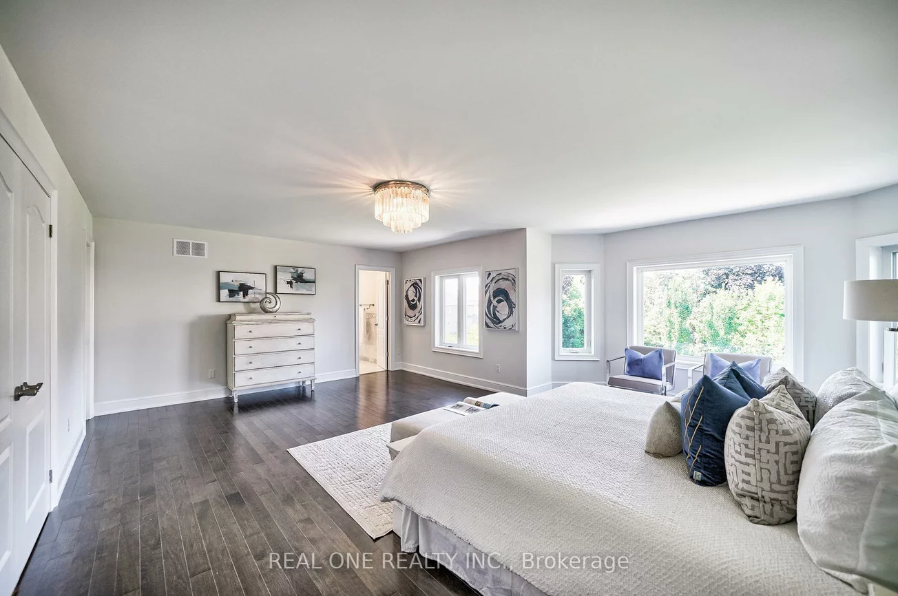 26, Clarendon, Bayview Hill, Richmond Hill