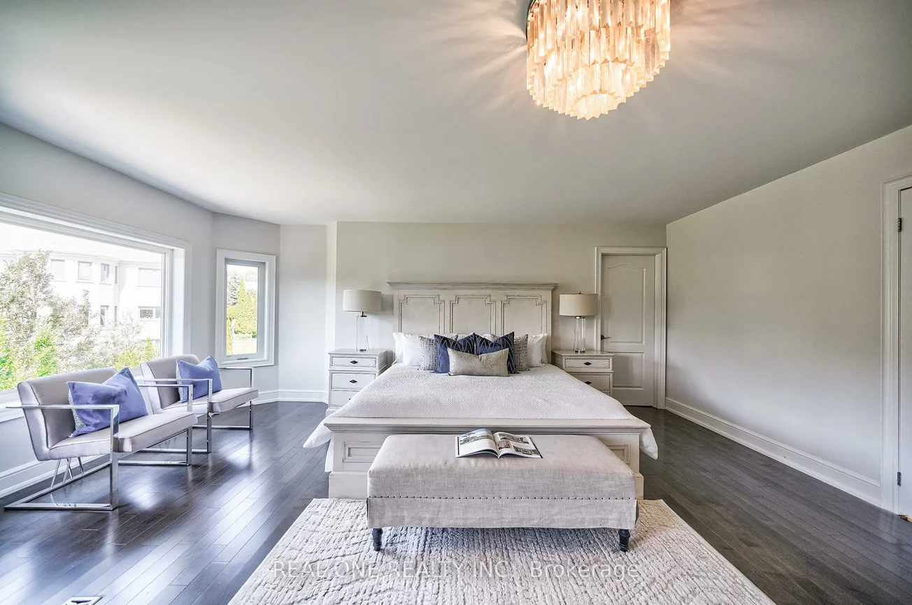 26, Clarendon, Bayview Hill, Richmond Hill