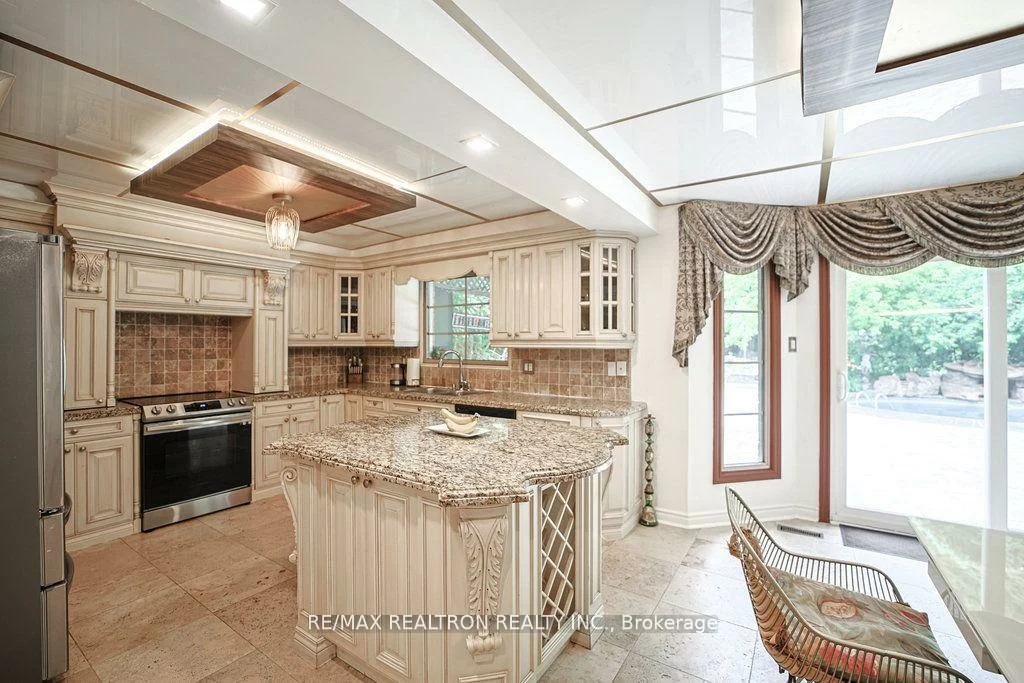 188, Strathearn, Bayview Hill, Richmond Hill