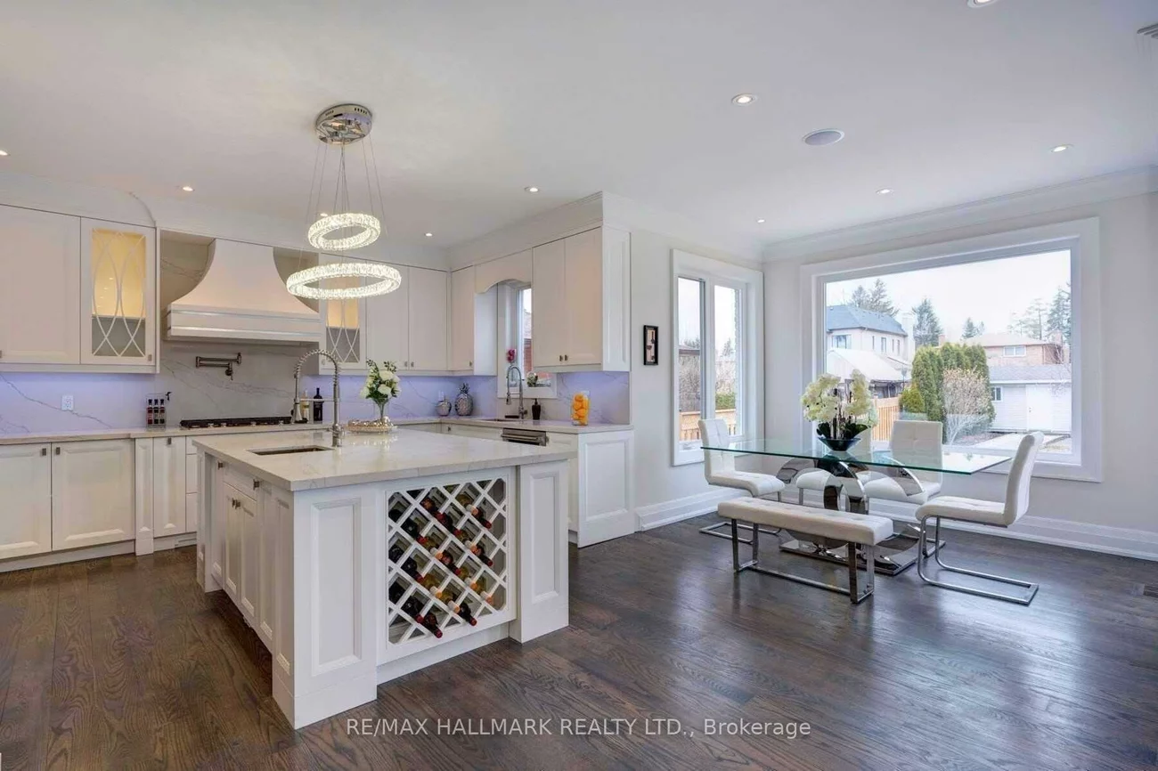 46, Yongehurst, North Richvale, Richmond Hill