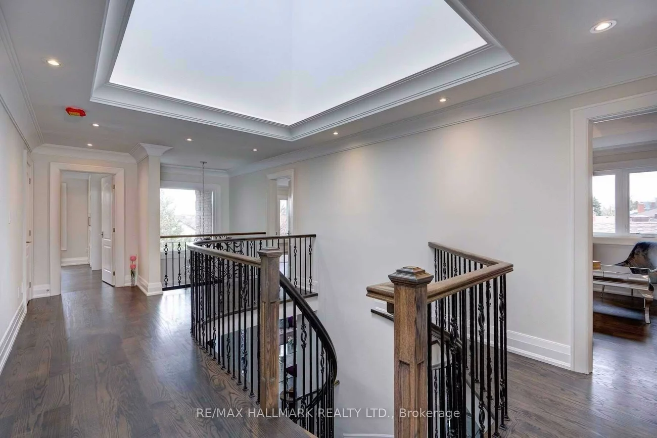 46, Yongehurst, North Richvale, Richmond Hill