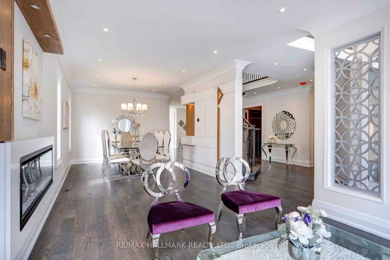 46, Yongehurst, North Richvale, Richmond Hill