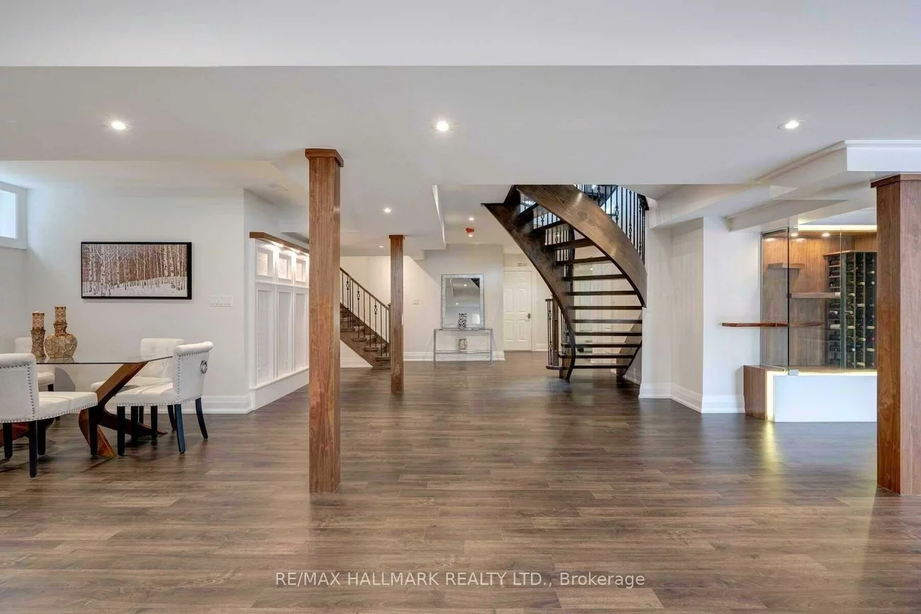 46, Yongehurst, North Richvale, Richmond Hill