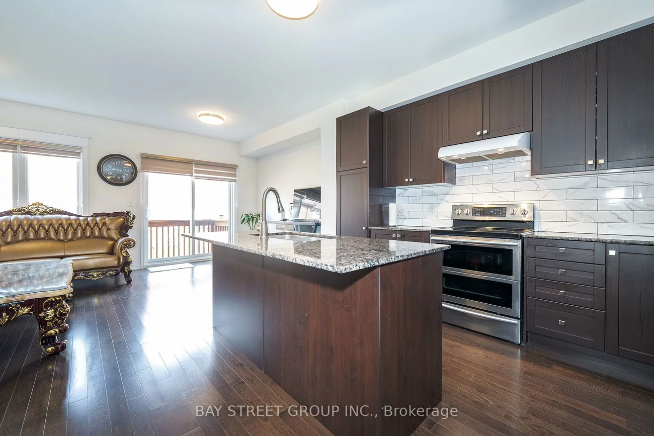 65, Bellflower, Oak Ridges Lake Wilcox, Richmond Hill