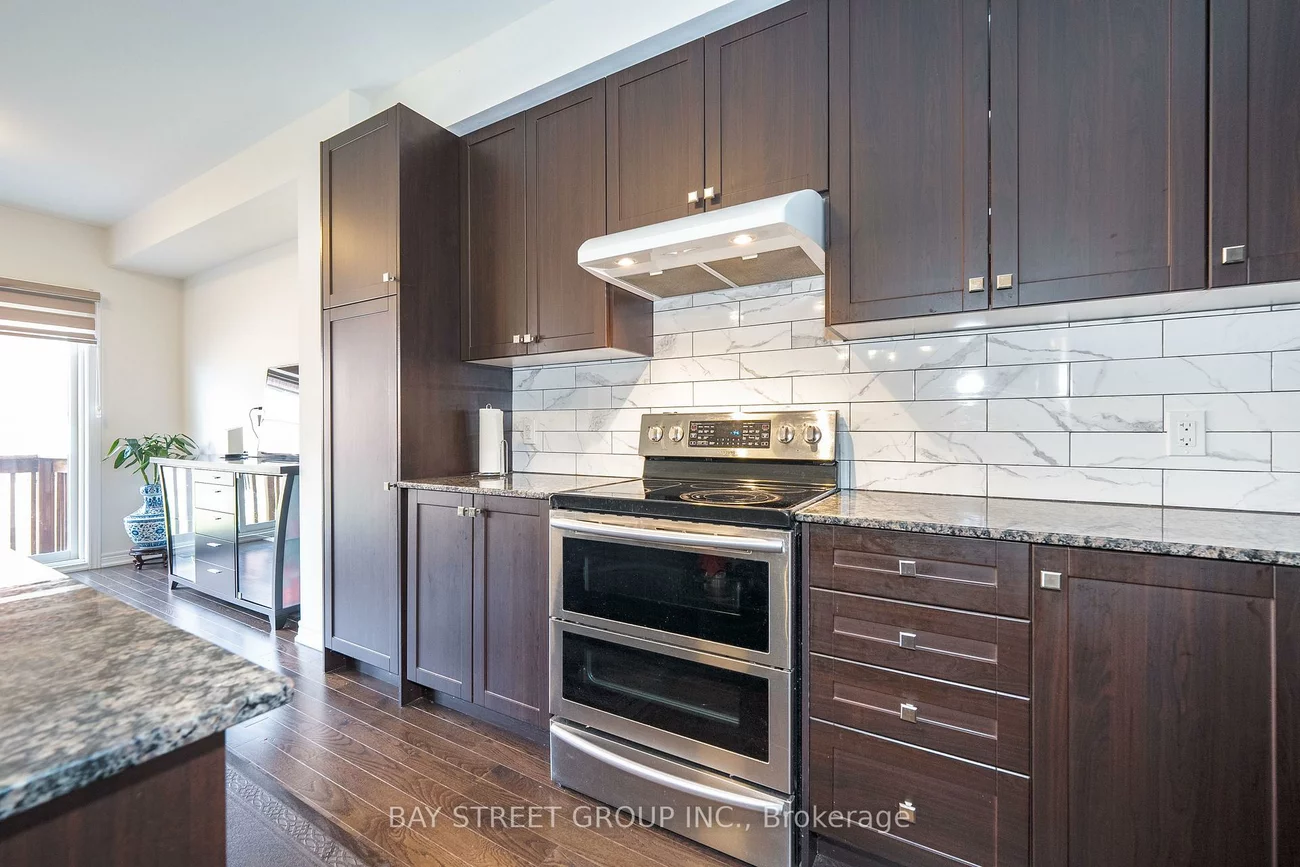 65, Bellflower, Oak Ridges Lake Wilcox, Richmond Hill