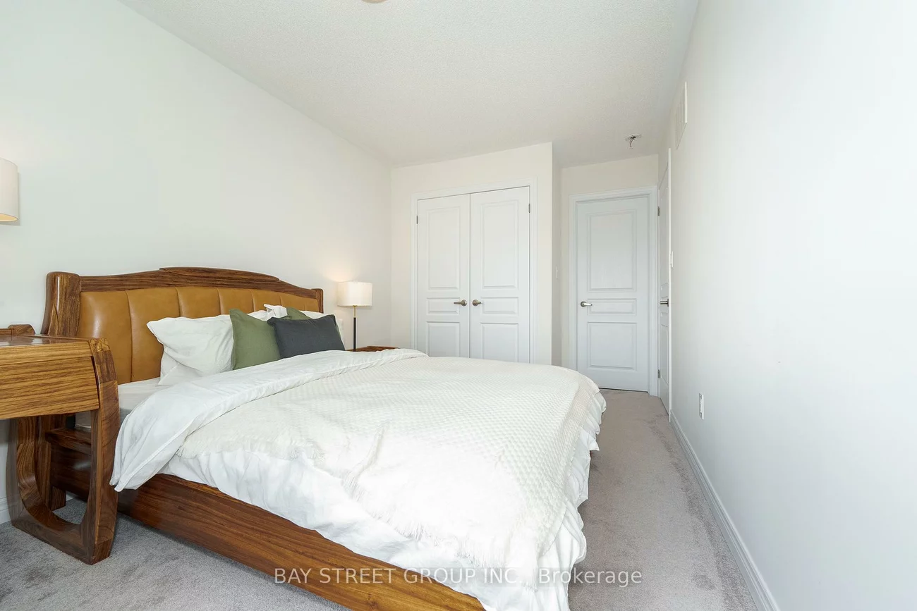 65, Bellflower, Oak Ridges Lake Wilcox, Richmond Hill