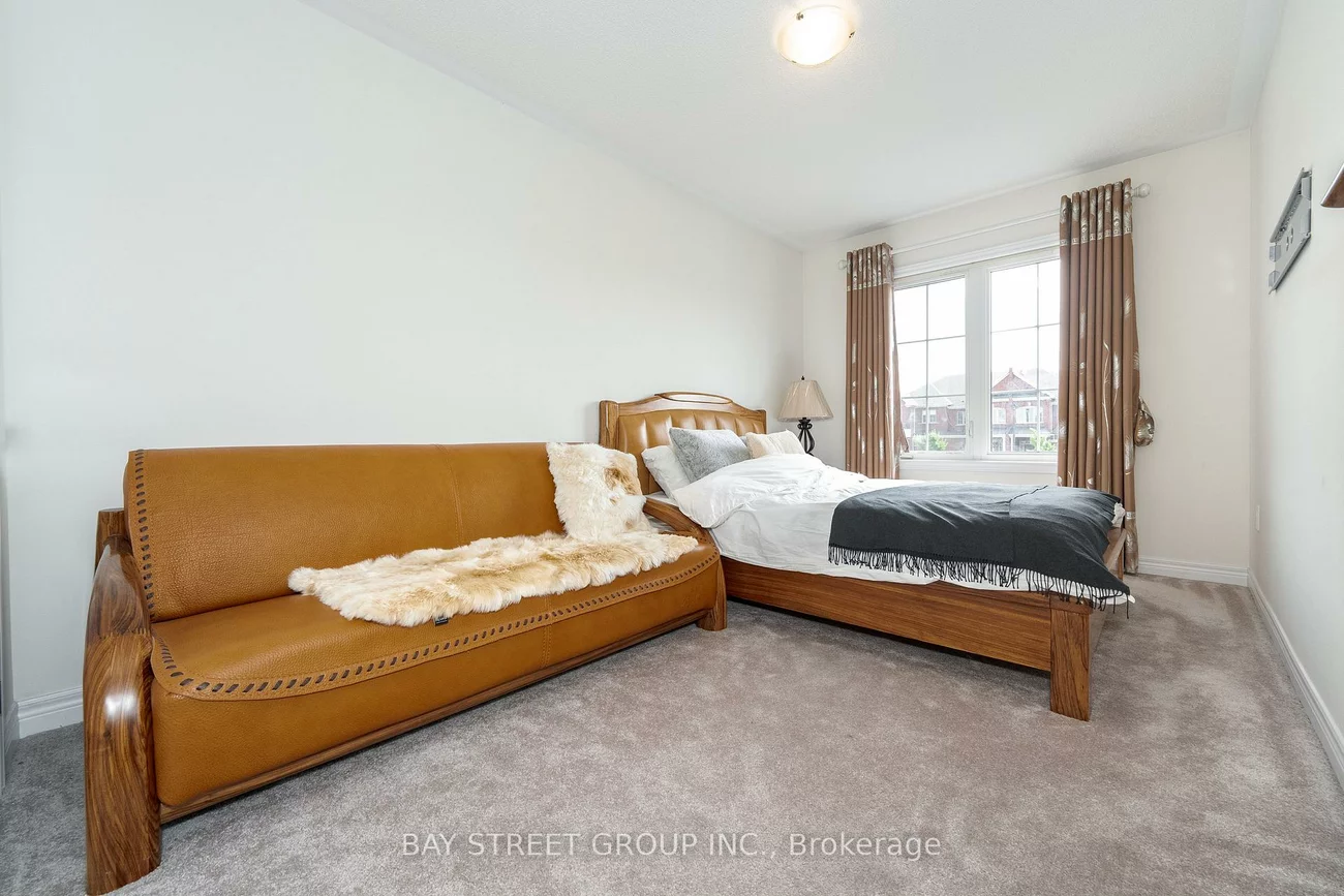 65, Bellflower, Oak Ridges Lake Wilcox, Richmond Hill