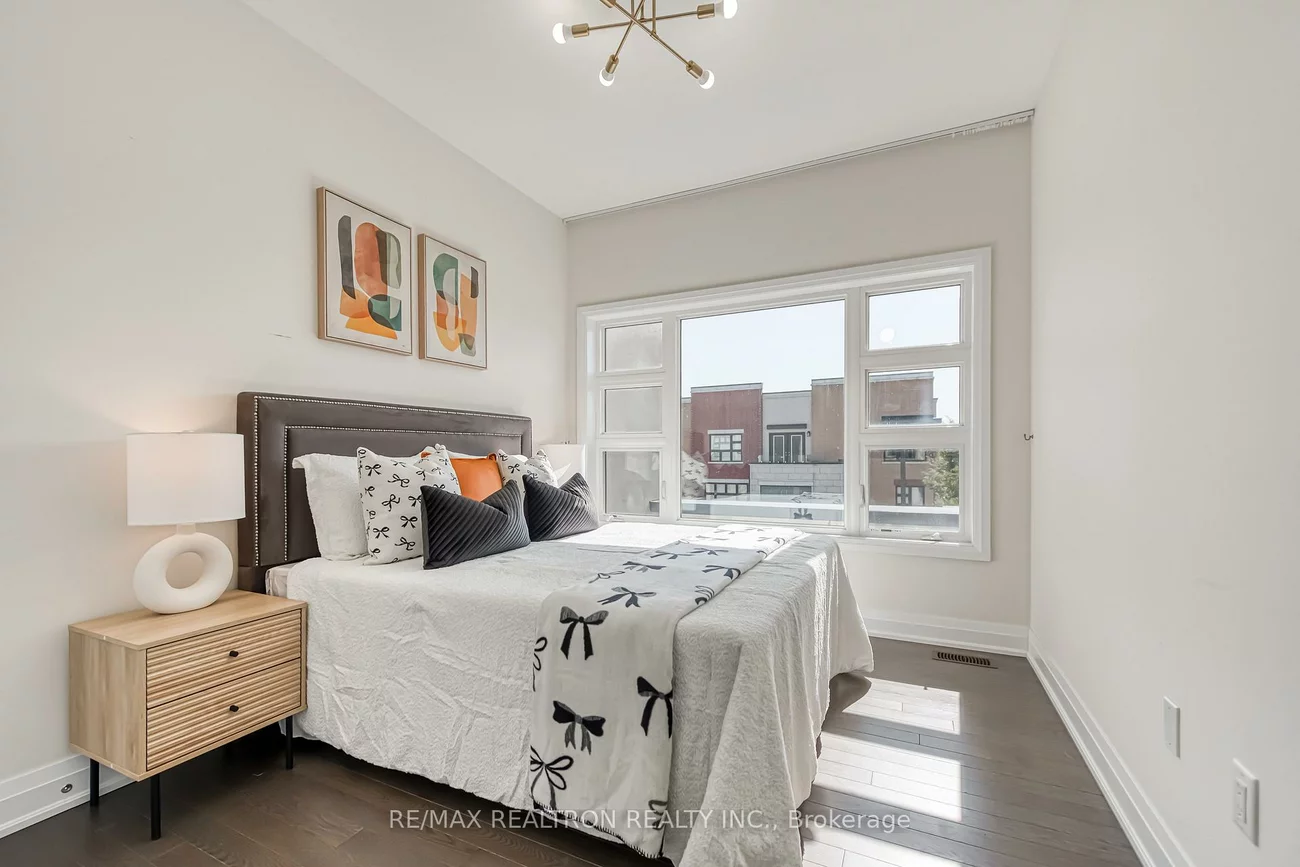 66, Causland, Devonsleigh, Richmond Hill