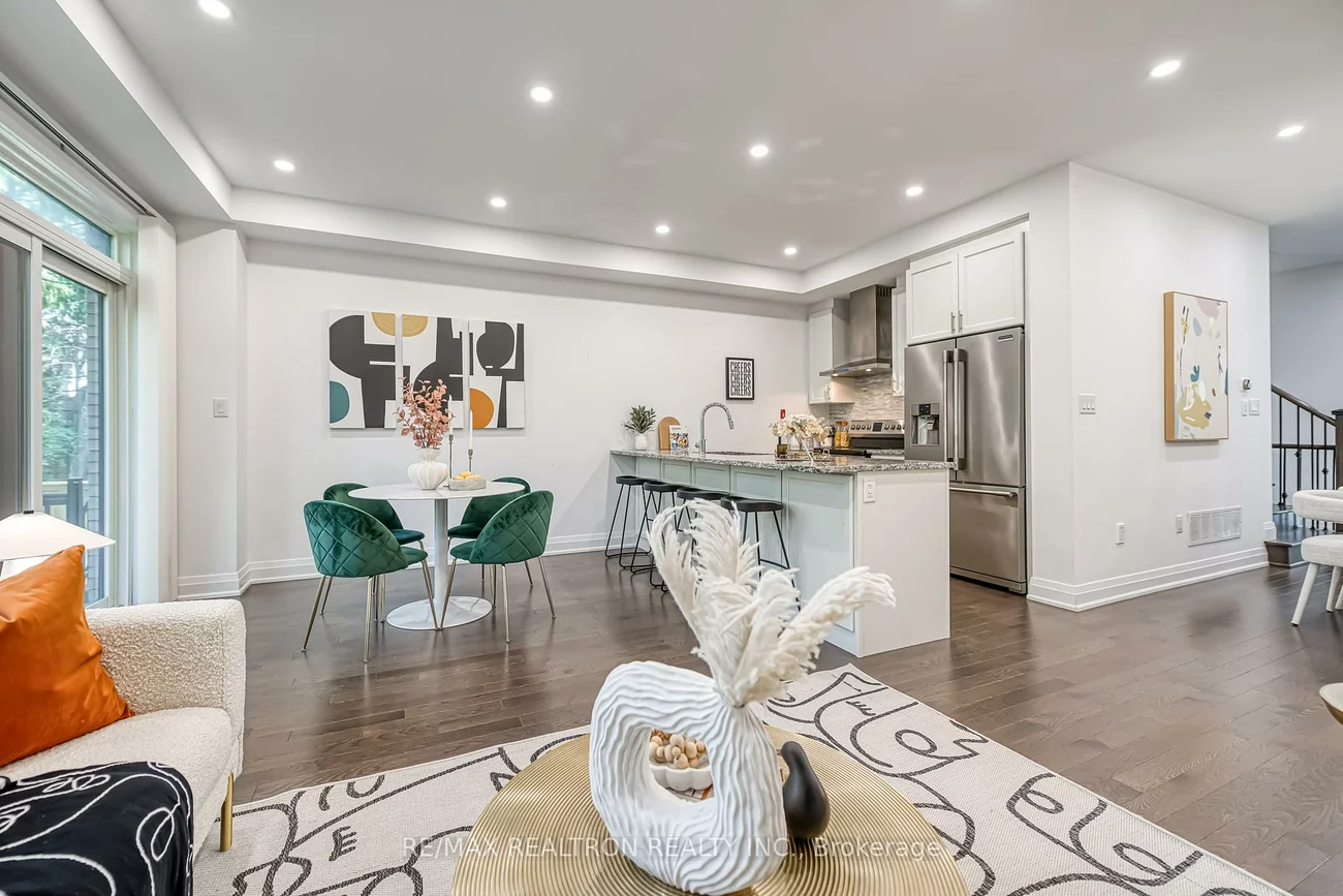 66, Causland, Devonsleigh, Richmond Hill