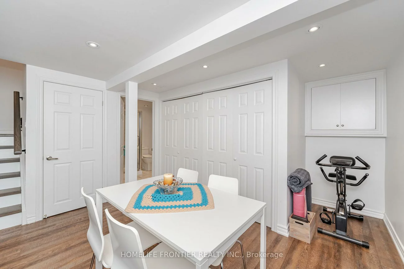 1, Denava, North Richvale, Richmond Hill