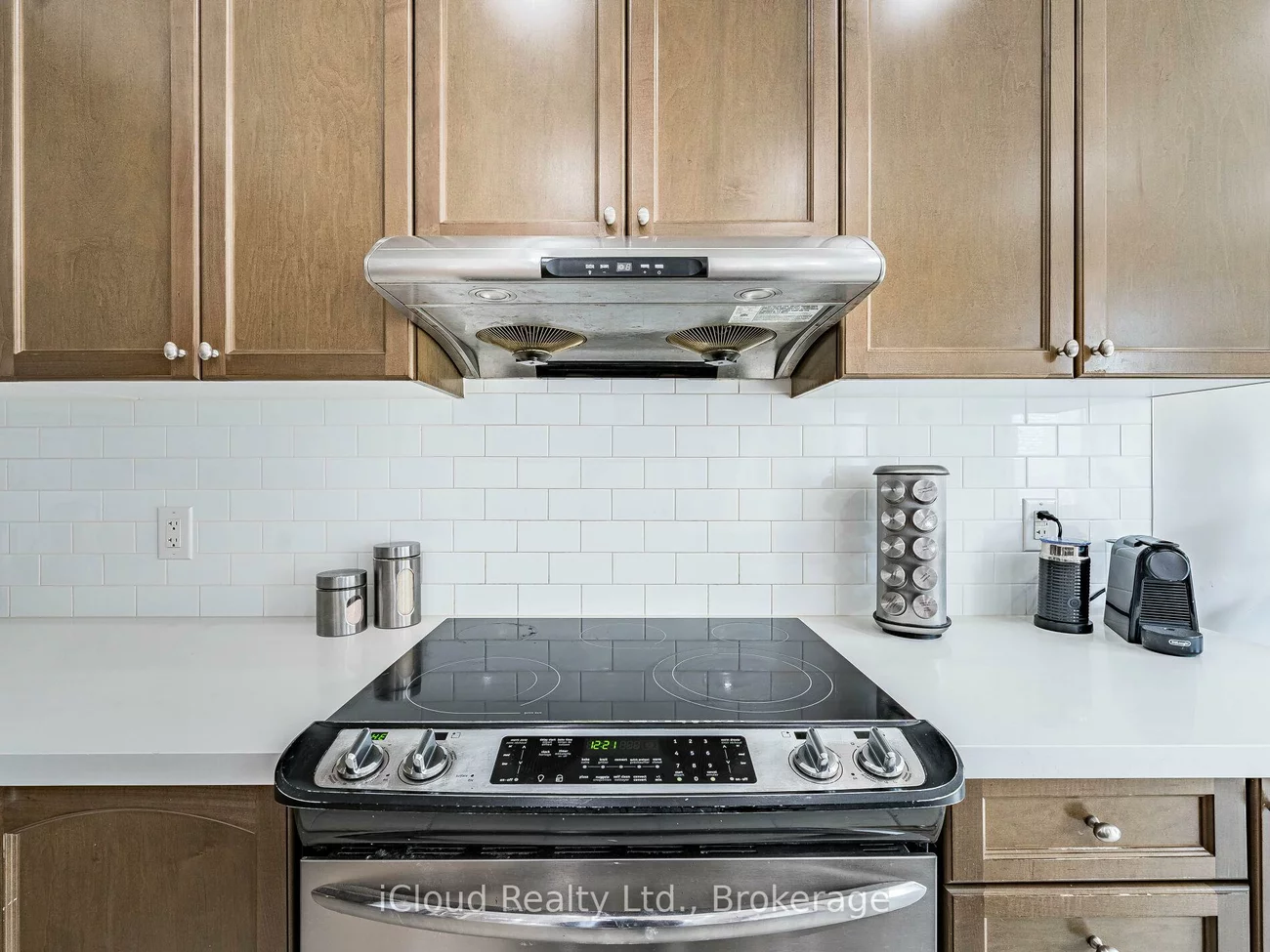 135, Windrow, Jefferson, Richmond Hill