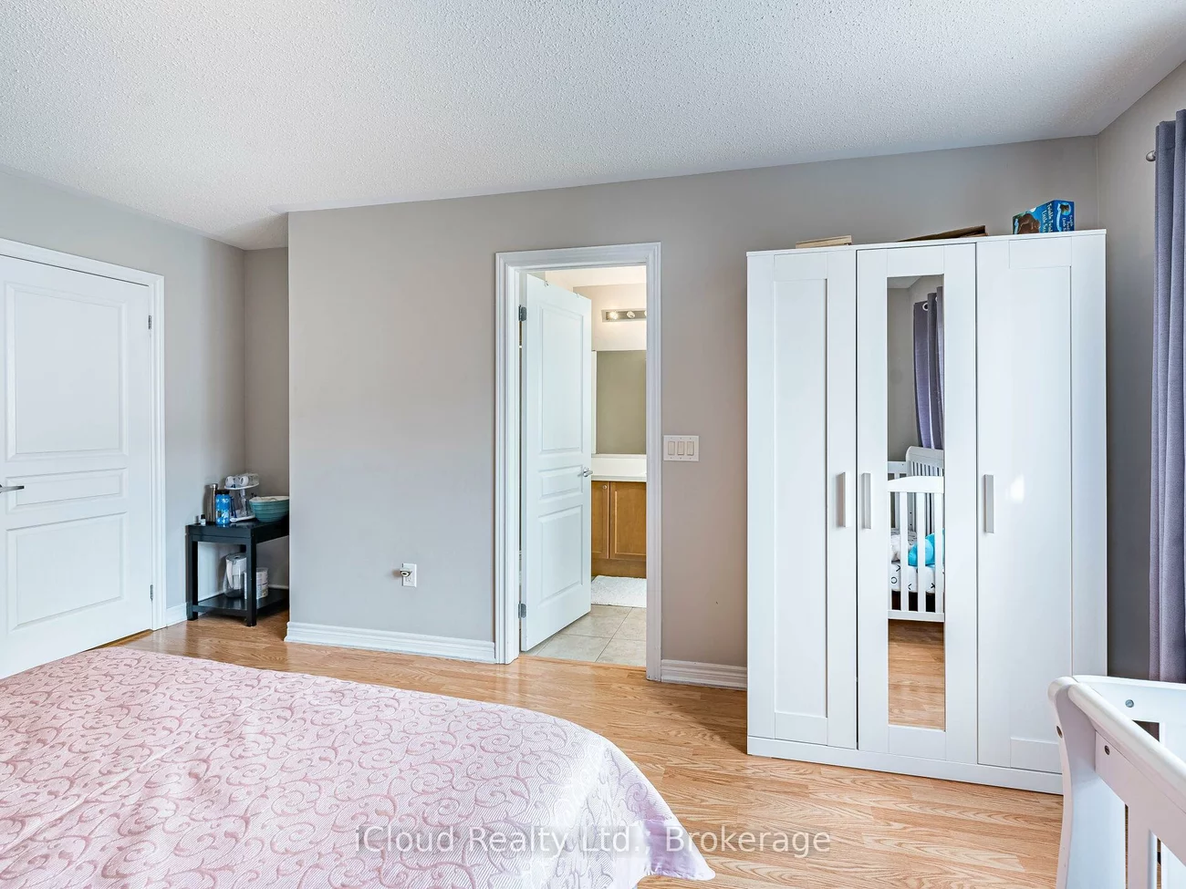 135, Windrow, Jefferson, Richmond Hill