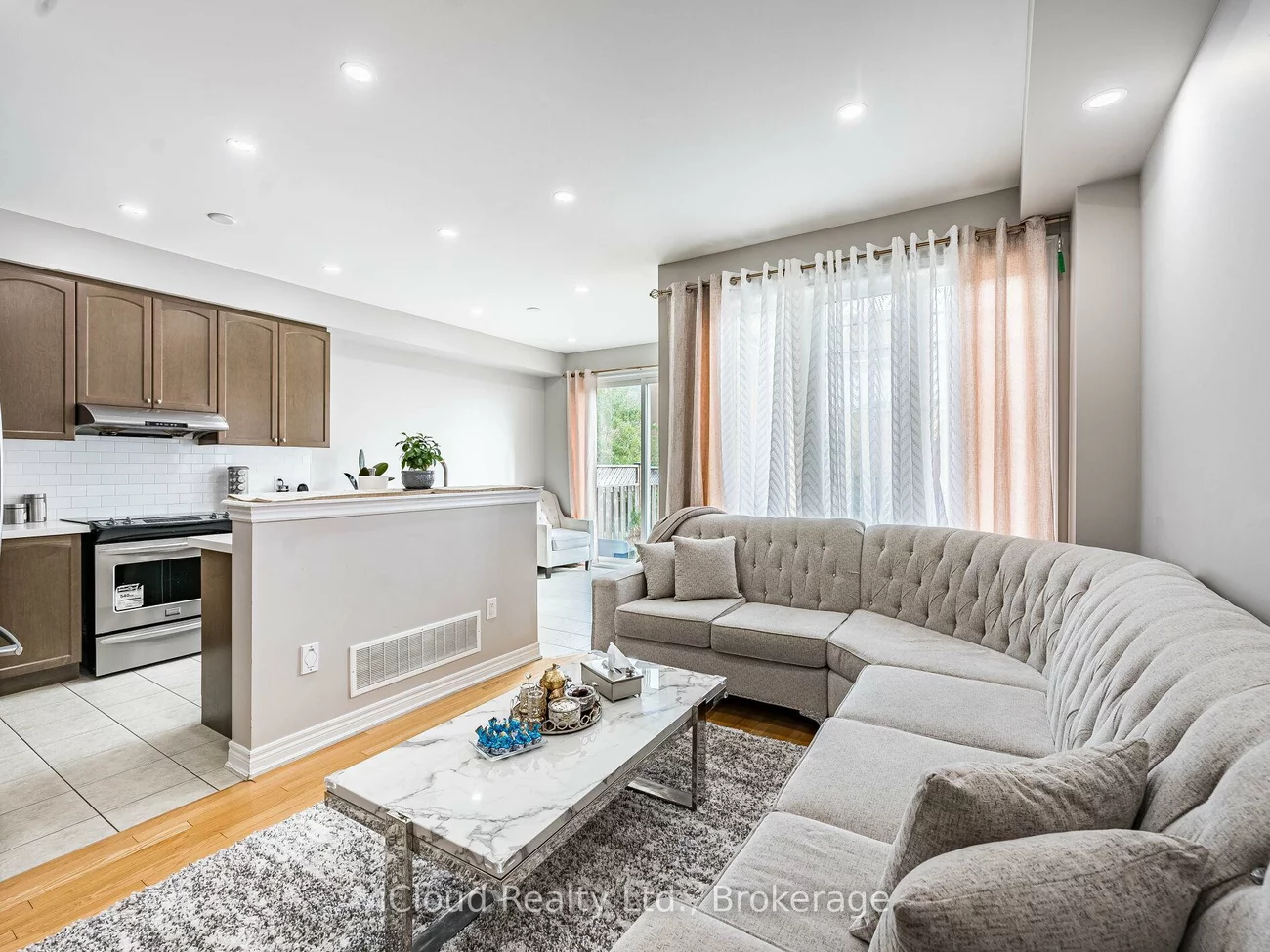 135, Windrow, Jefferson, Richmond Hill