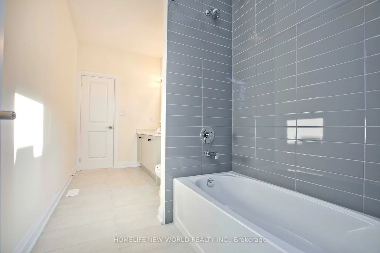 240, Seguin, Oak Ridges, Richmond Hill