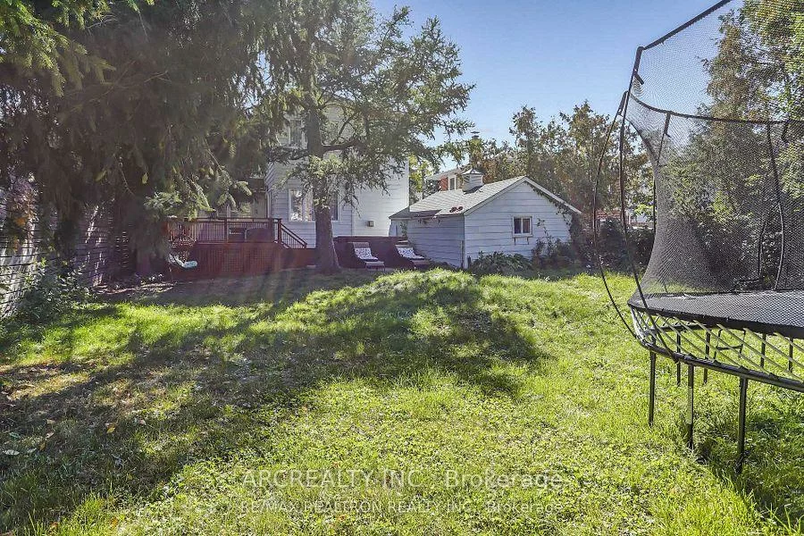 97, Centre, Crosby, Richmond Hill