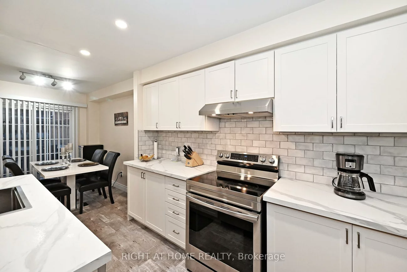 73, Bloomgate, Oak Ridges, Richmond Hill