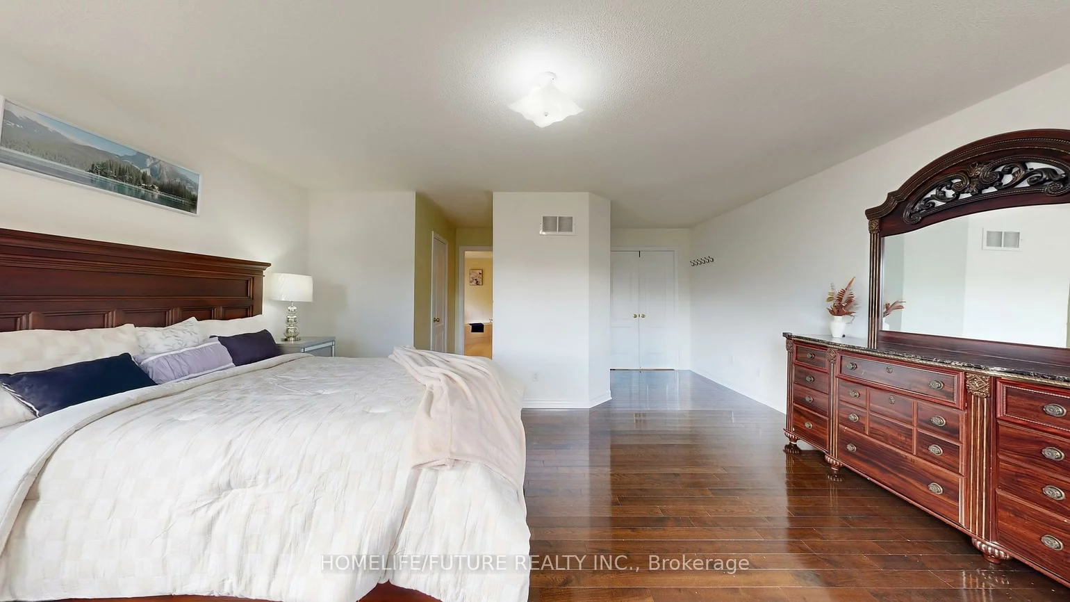51, Estate Garden, Oak Ridges, Richmond Hill