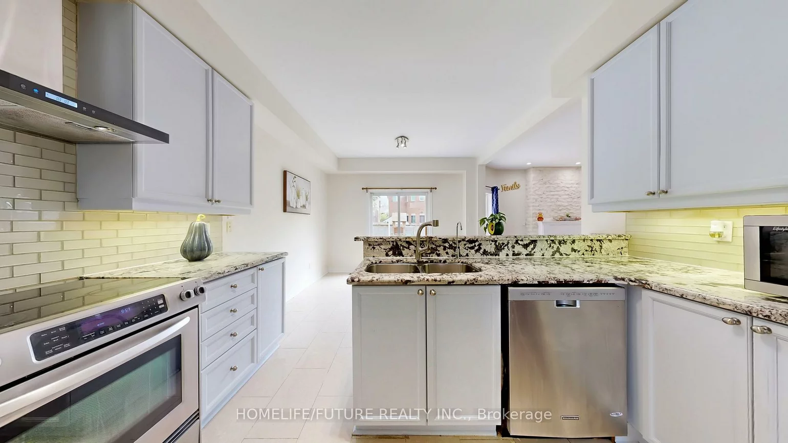 51, Estate Garden, Oak Ridges, Richmond Hill
