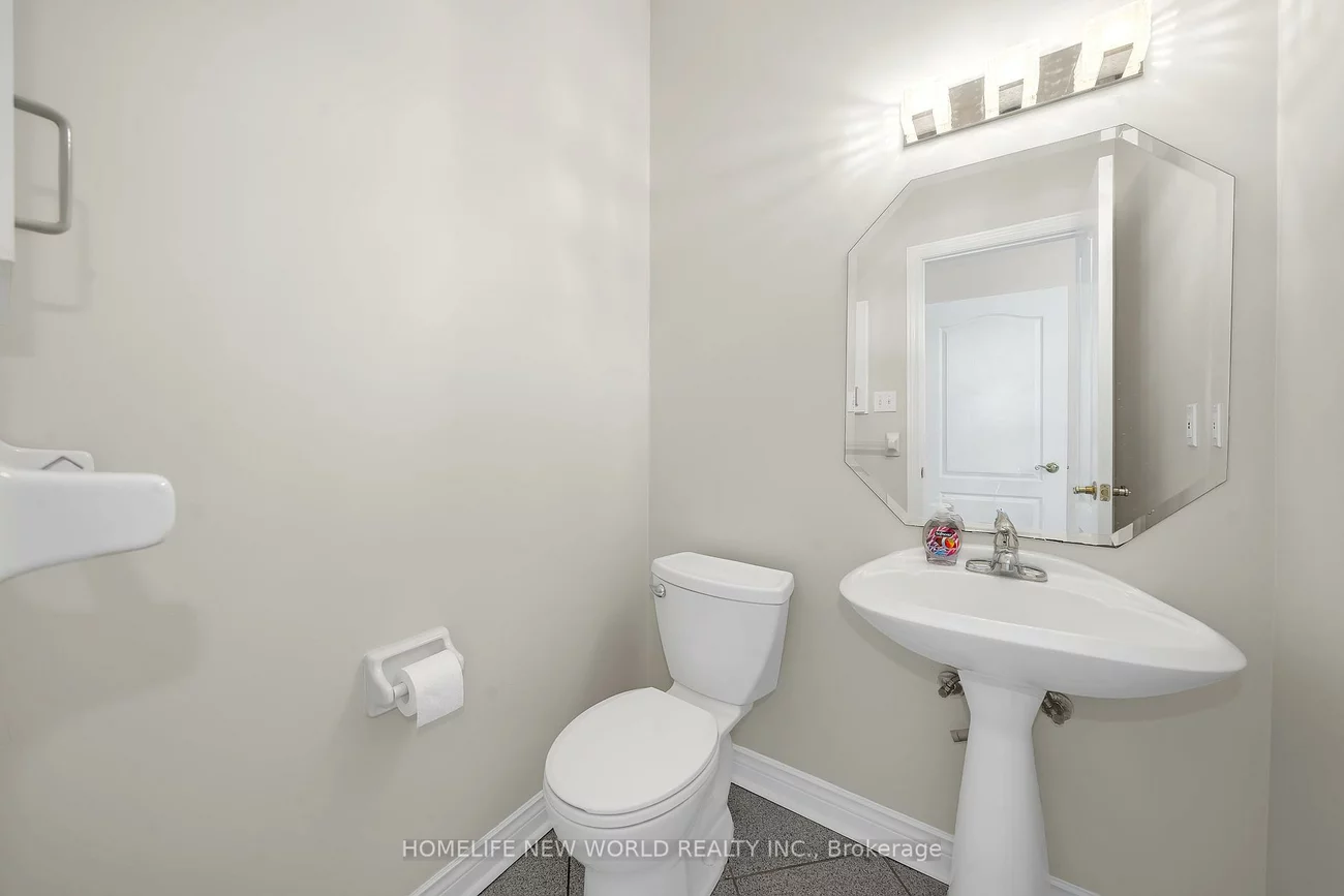 99, Clarendon, Bayview Hill, Richmond Hill