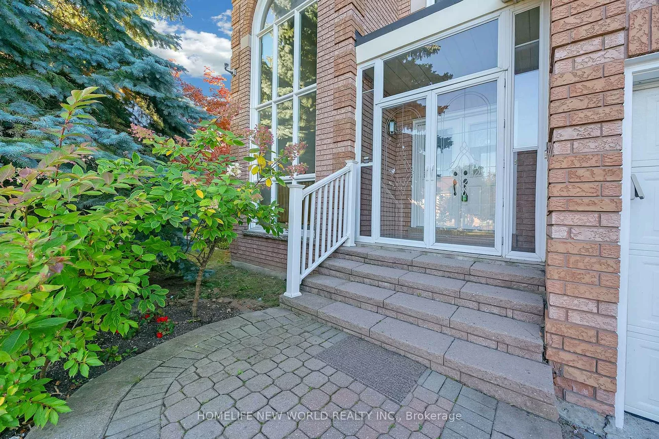 99, Clarendon, Bayview Hill, Richmond Hill