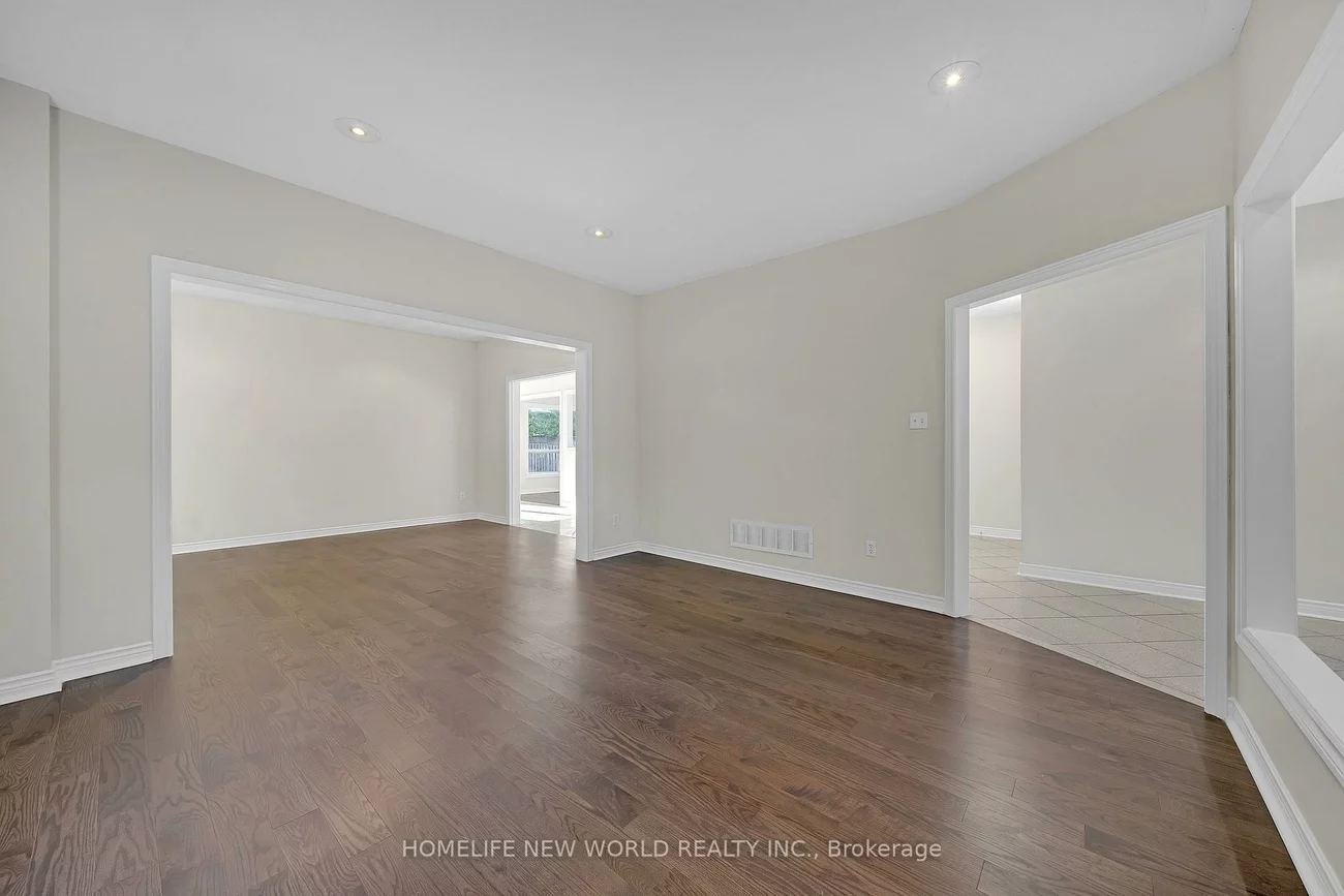 99, Clarendon, Bayview Hill, Richmond Hill