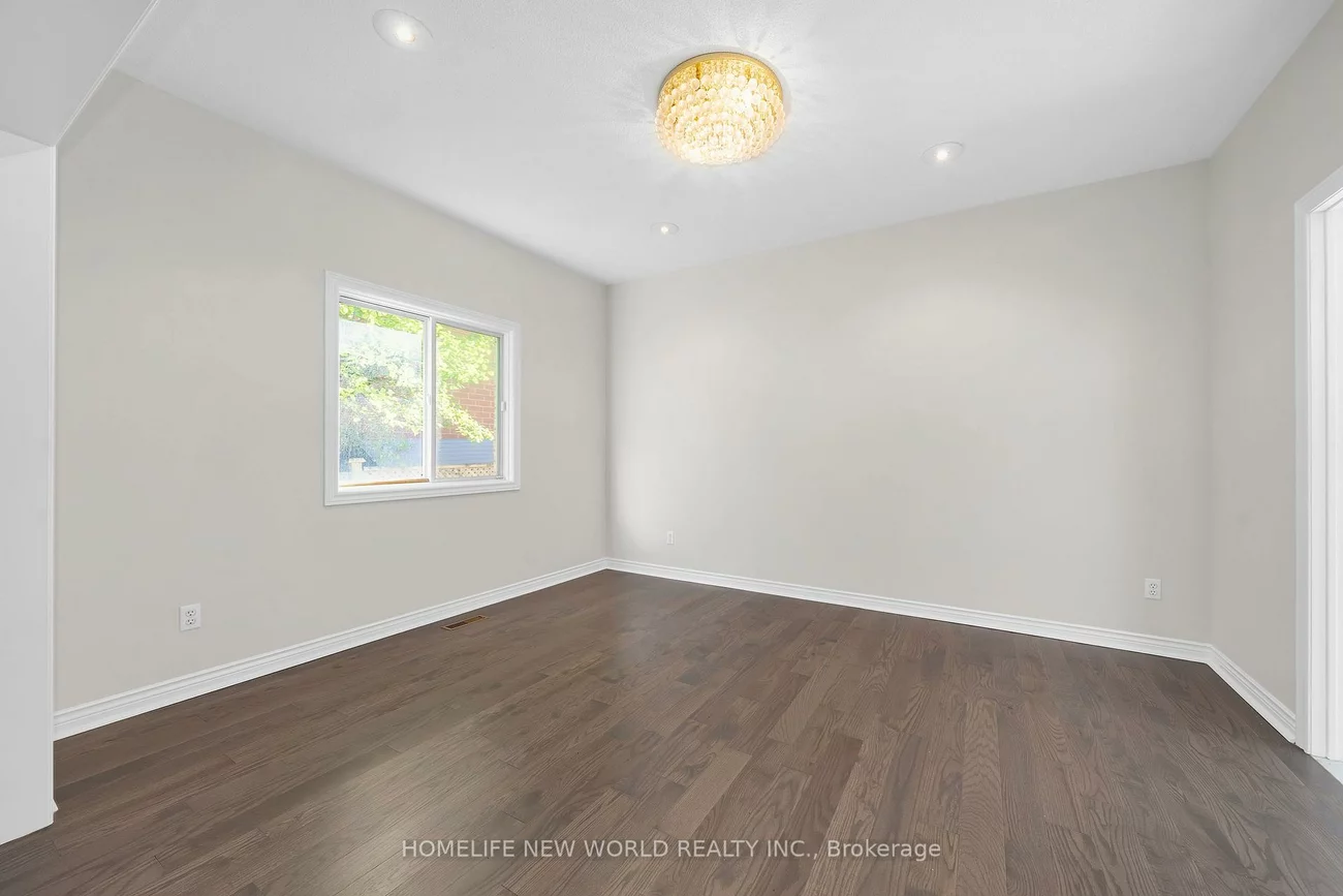 99, Clarendon, Bayview Hill, Richmond Hill