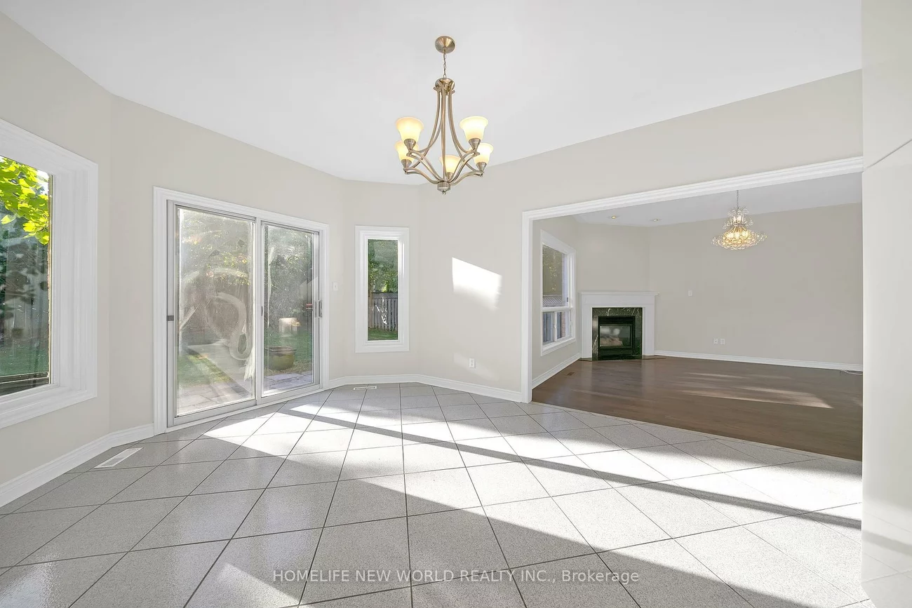 99, Clarendon, Bayview Hill, Richmond Hill