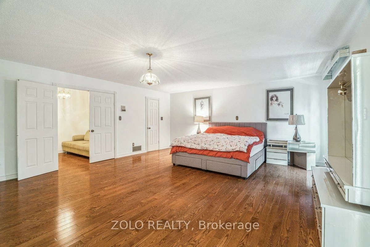 95, Pemberton, North Richvale, Richmond Hill