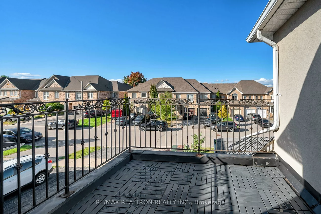 11, Cameo, Rouge Woods, Richmond Hill