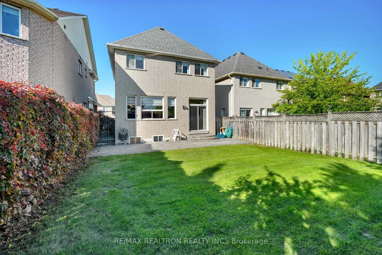 11, Cameo, Rouge Woods, Richmond Hill