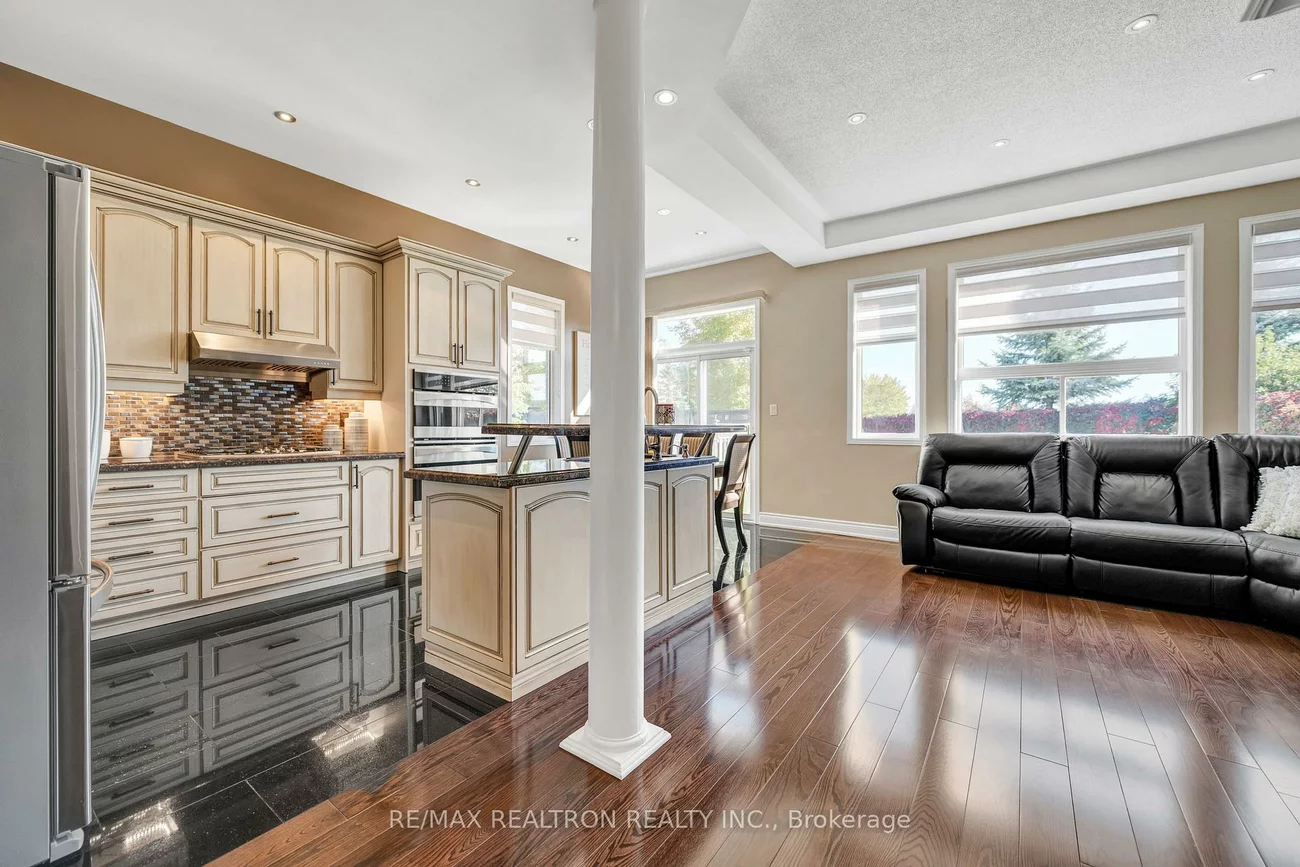 11, Cameo, Rouge Woods, Richmond Hill