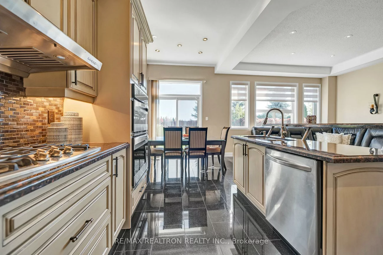 11, Cameo, Rouge Woods, Richmond Hill