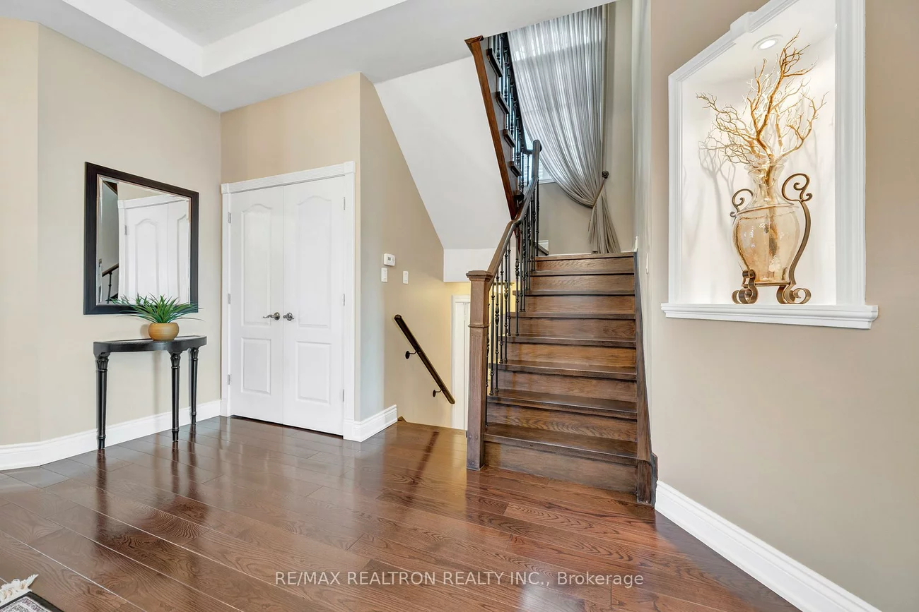 11, Cameo, Rouge Woods, Richmond Hill