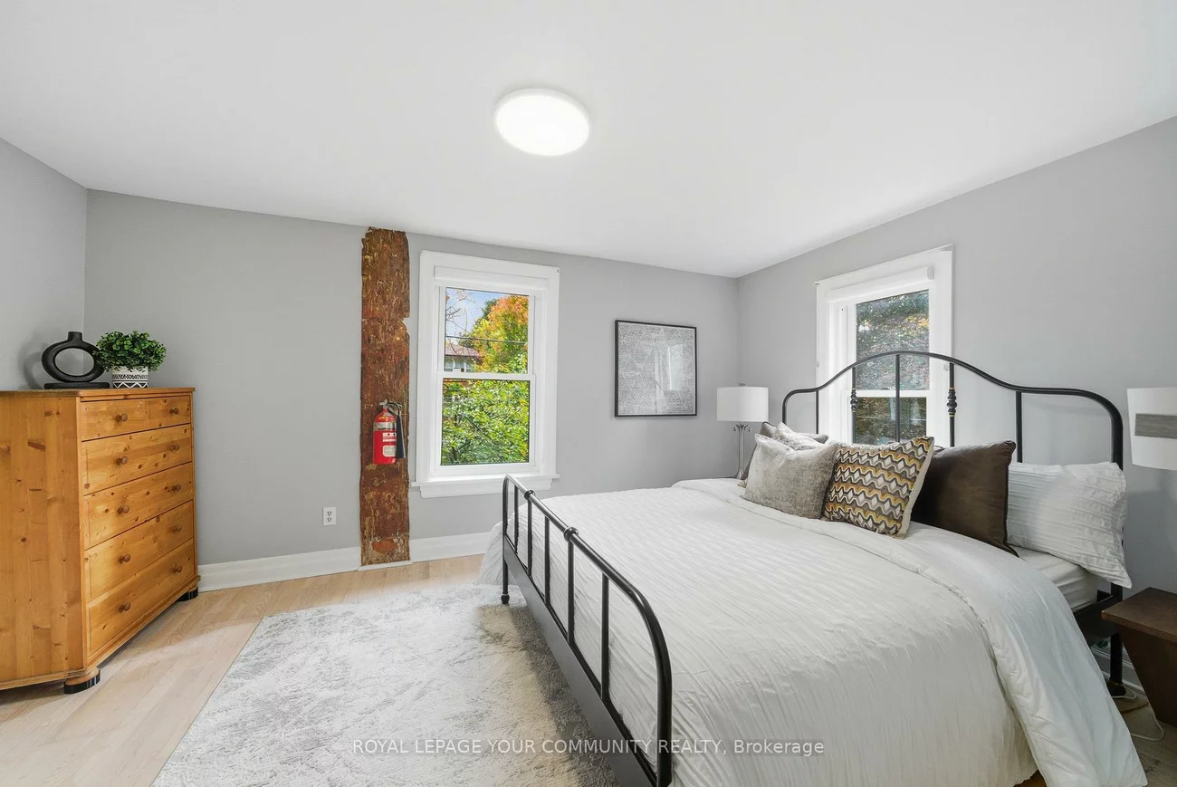 30, Elizabeth, Mill Pond, Richmond Hill