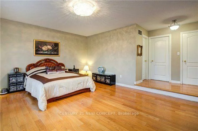 146, Peninsula, Rouge Woods, Richmond Hill