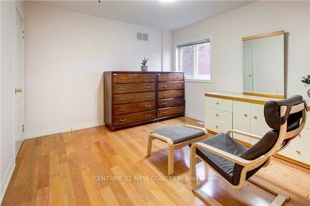 146, Peninsula, Rouge Woods, Richmond Hill