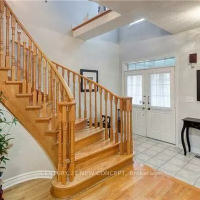 146, Peninsula, Rouge Woods, Richmond Hill